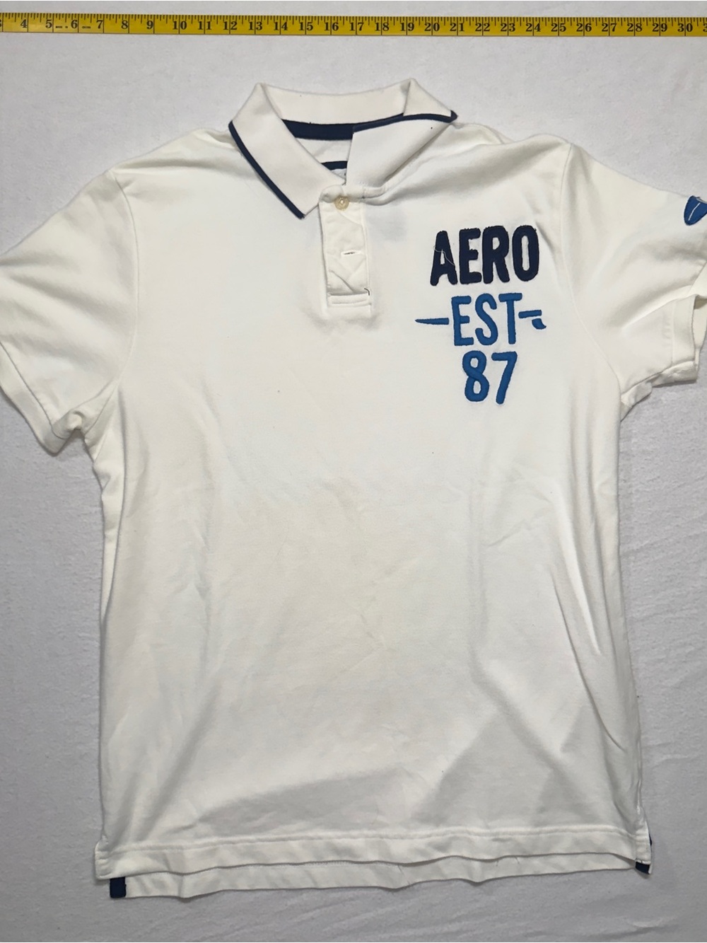 Aeropostale White Polo Shirt with Blue Logo - EST 87 vintage Y2K